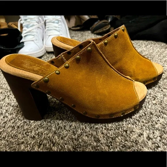 Sbicca clogs store